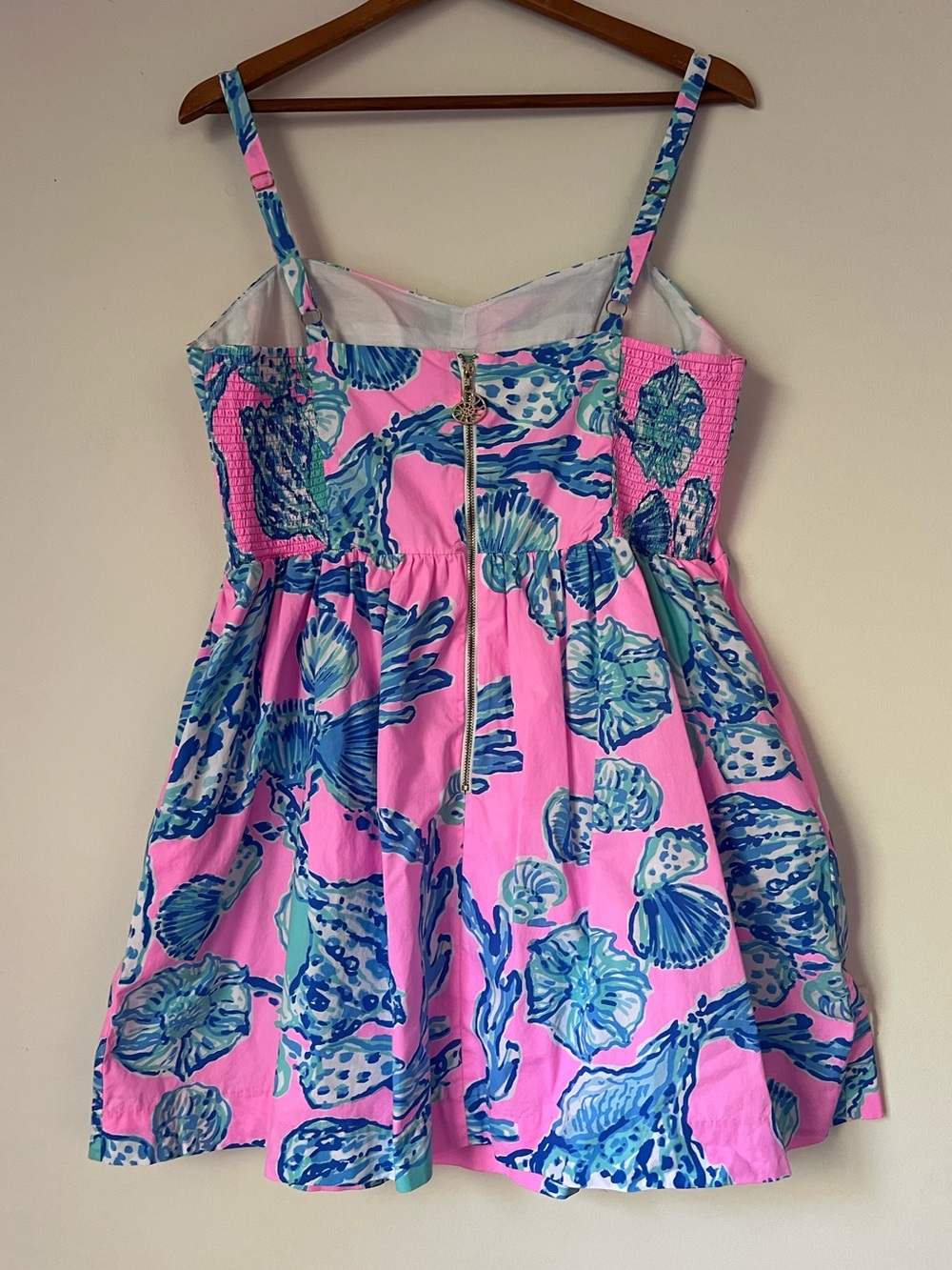 LILLY PULITZER Ardleigh Sun Dress Pink Blue Seashell Print Sz 16 Smocked Pockets - Picture 2 of 11